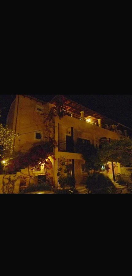 Villa Efterpi คอนโตกาลิ ภายนอก รูปภาพ
