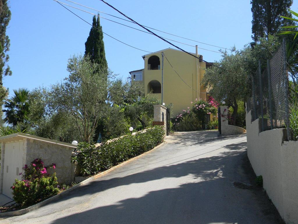 Villa Efterpi คอนโตกาลิ ภายนอก รูปภาพ