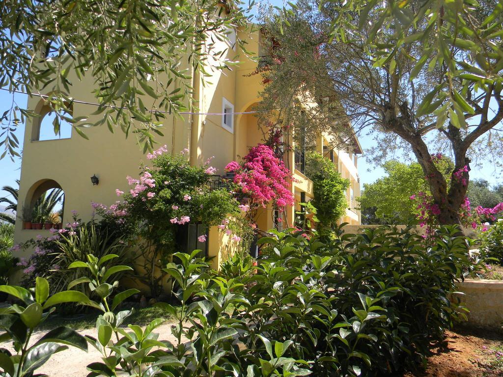 Villa Efterpi คอนโตกาลิ ภายนอก รูปภาพ